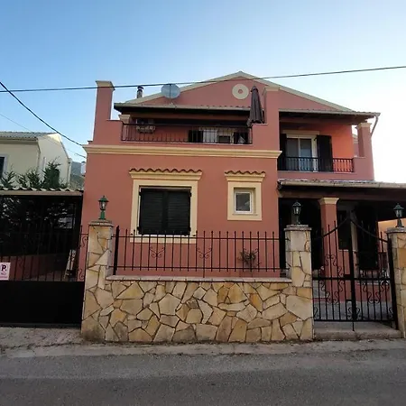 בית נופש Kallistimon House