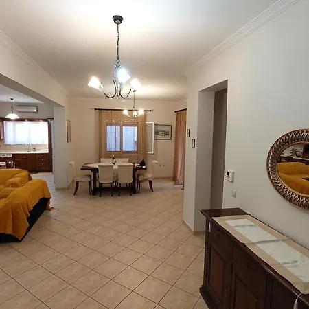 Kallistimon House Prázdninový dům Ipsos